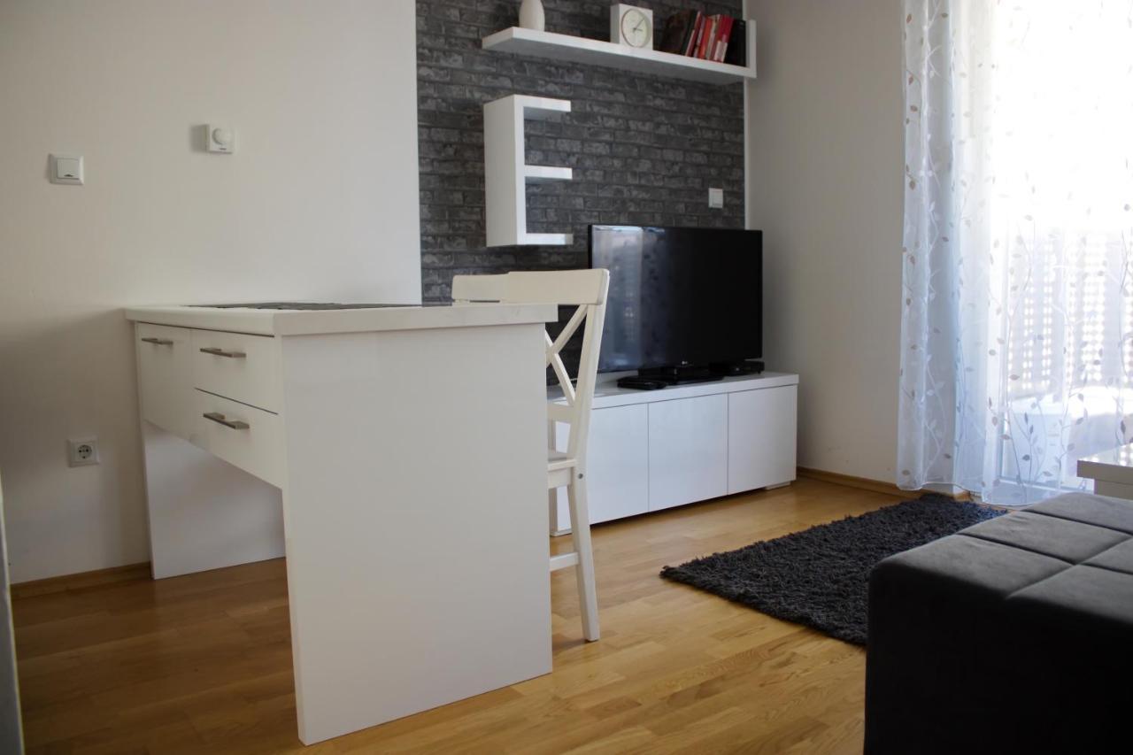 Studio Apartman Miljacka 13 SJJ Exterior foto